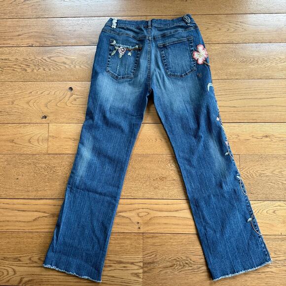 Zelie Floral Embroidered Jeans SZ 31 Boho Bohemian Hippie Raw Hem Distressed - Picture 2 of 12